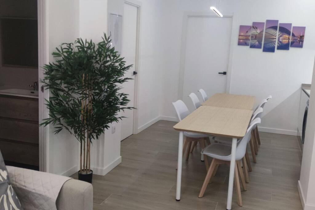 Apartamento 4 Habitaciones 2 Banos Ciudad De Las Ciencias Vt-55209-V Valensiya Dış mekan fotoğraf
